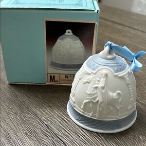 Vintage limited edition Lladró 1990 Christmas Bell, #5.641 model, with‎ box